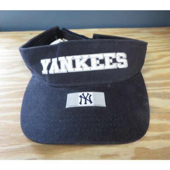 VINTAGE New York Yankees Hat Cap Visor Hook Loop Genuine Merchandise NEW - Picture 1 of 13